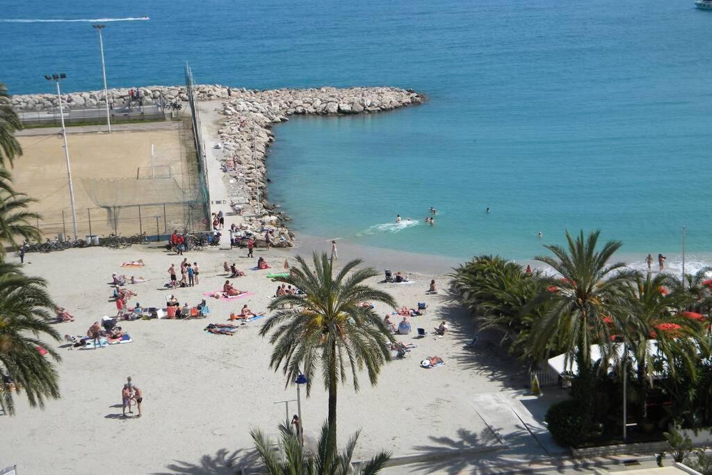 App Le Rocazur Avec Piscine Et Parking En Bord De Mer A 500M Du Centre Ville Menton Exterior foto